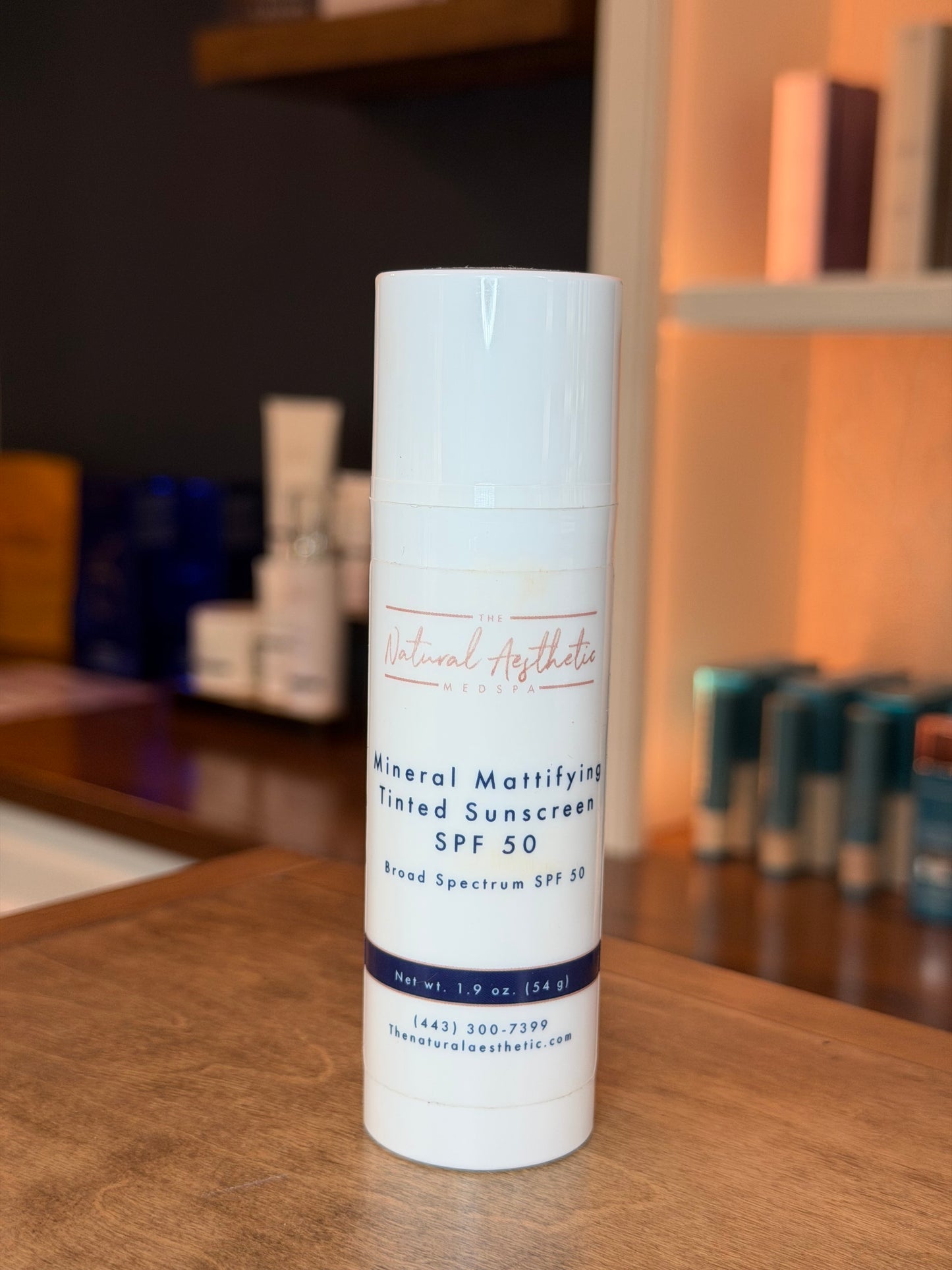 Mineral Mattifying Tinted Sunscreen SPF50